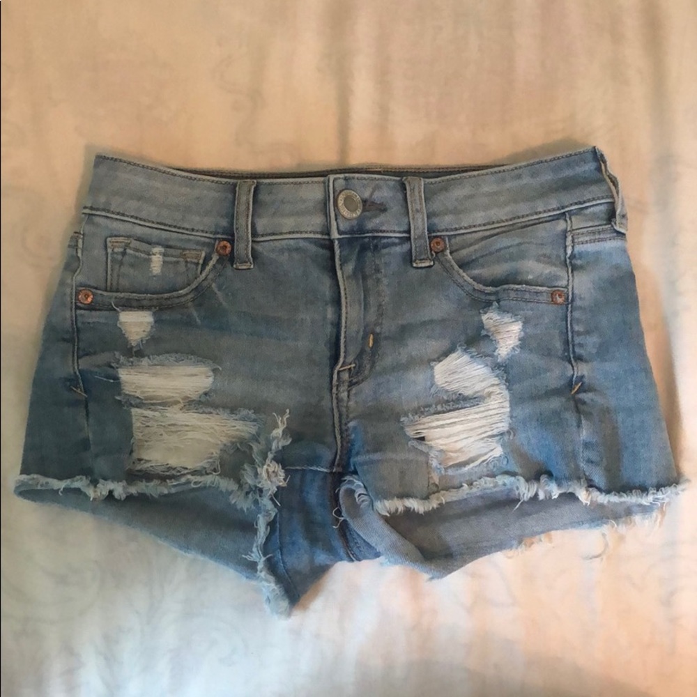 American Eagle Light Wash Denim Shorts - Picture 1 of 2